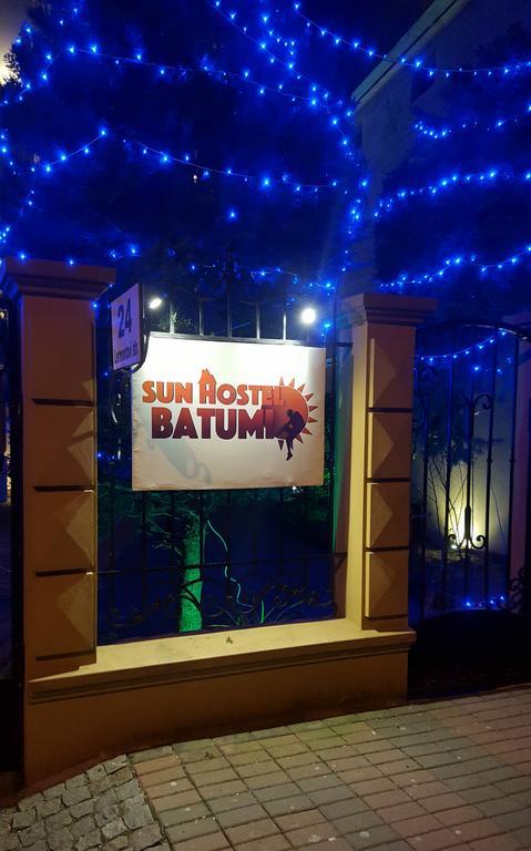 Batumi Sun Hostel Exterior photo